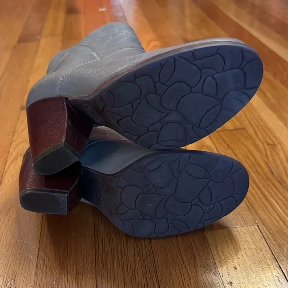 Kork-Ease Gray Leather Ankle Boots - Picture 3 of 8